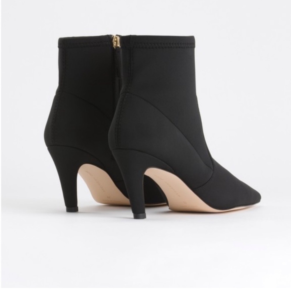 NEW Good American The Icon Ankle Sock Booties
Black Pointed Toe Stiletto 5.5 - Picture 4 of 9